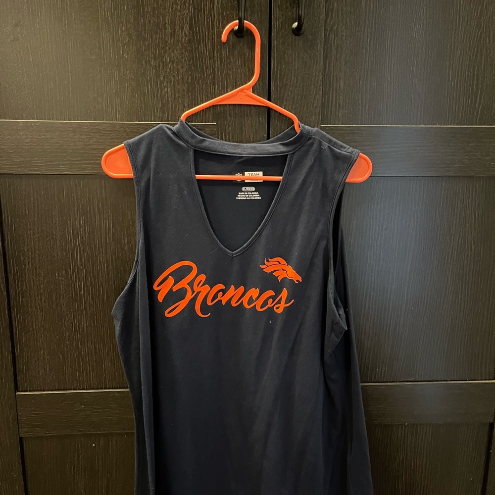 NFL Team Apparel Women's Navy Top